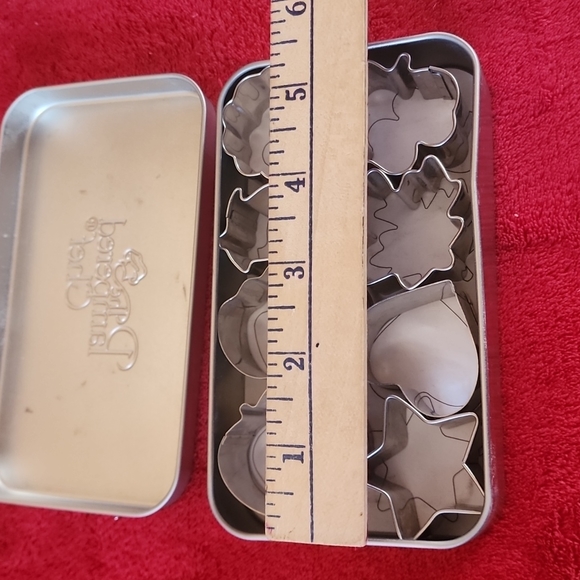 NEW, The Pampered Chef Cookie 🍪 Cutter. - Picture 8 of 9